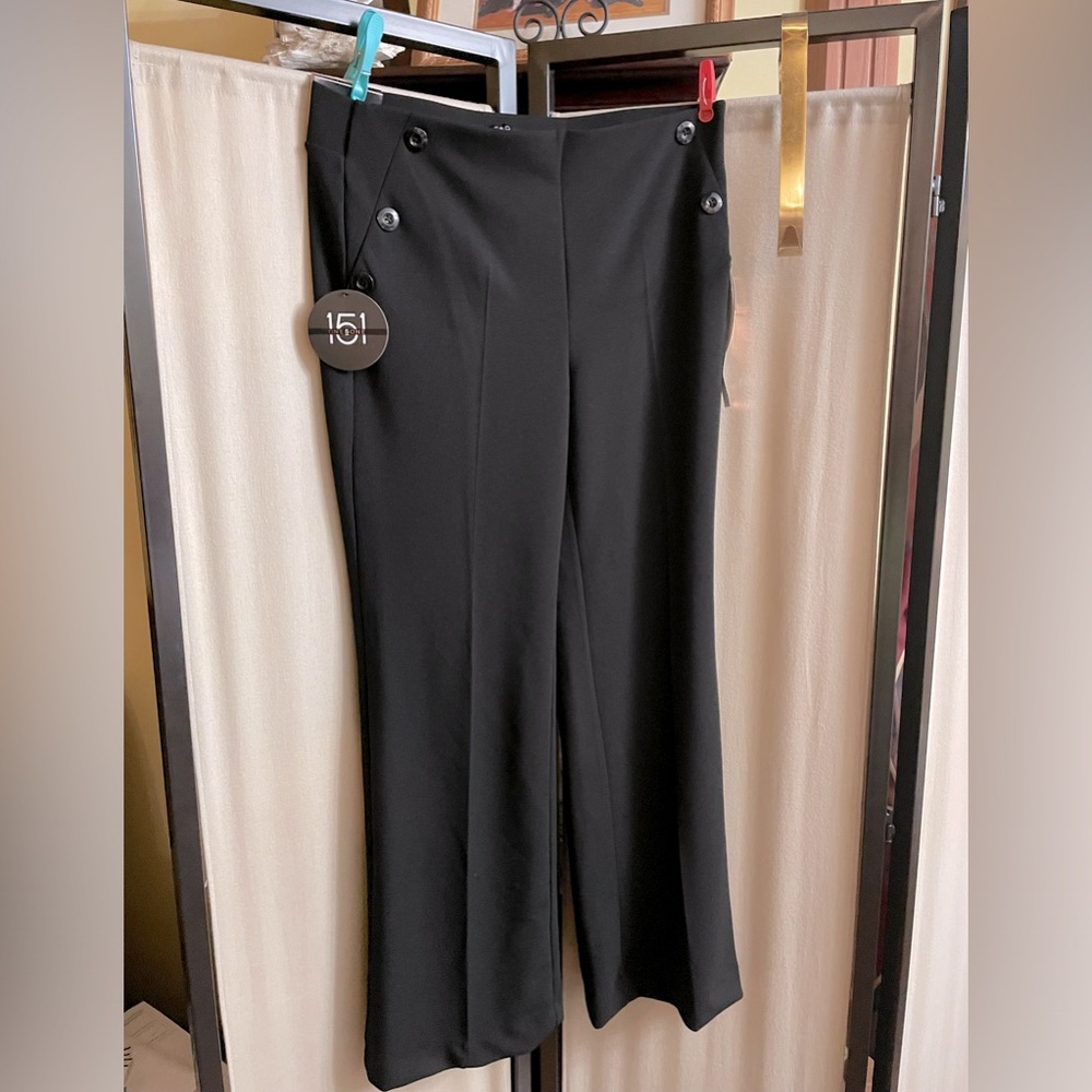 NWT Black Large Wide Legged Dress Slacks by One 5 One. Waist is 34” Inseam 28”.